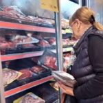 El consumo de carne vacuna cae a mínimos de dos décadas y acelera el reemplazo por pollo y cerdo